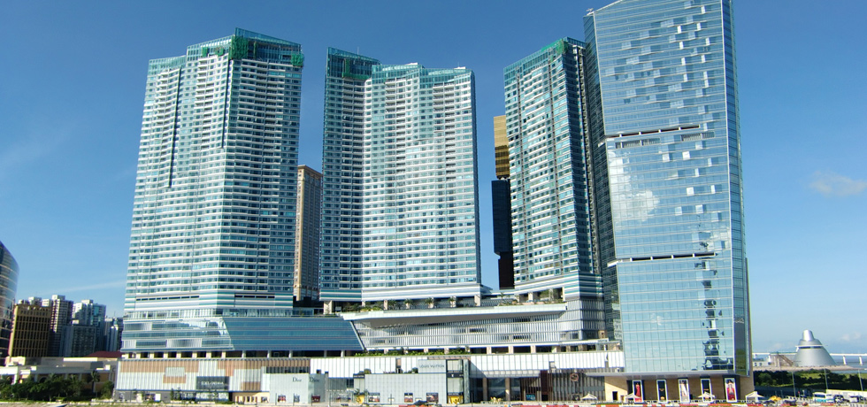 2 High-rise Apartments / One Central, Macau
